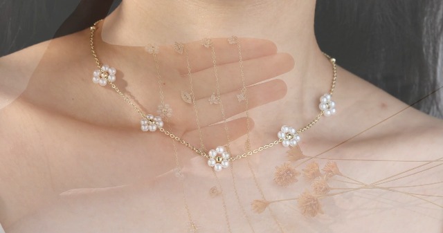 Amazon.com: Ursteel Daisy Pearl Necklace for Girls, 14K-Gold